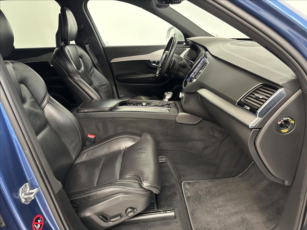 Volvo XC90 SUV 2,0 l 173 kw