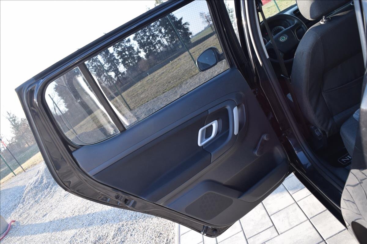 Škoda Fabia Hatchback 1,2 l 44 kw