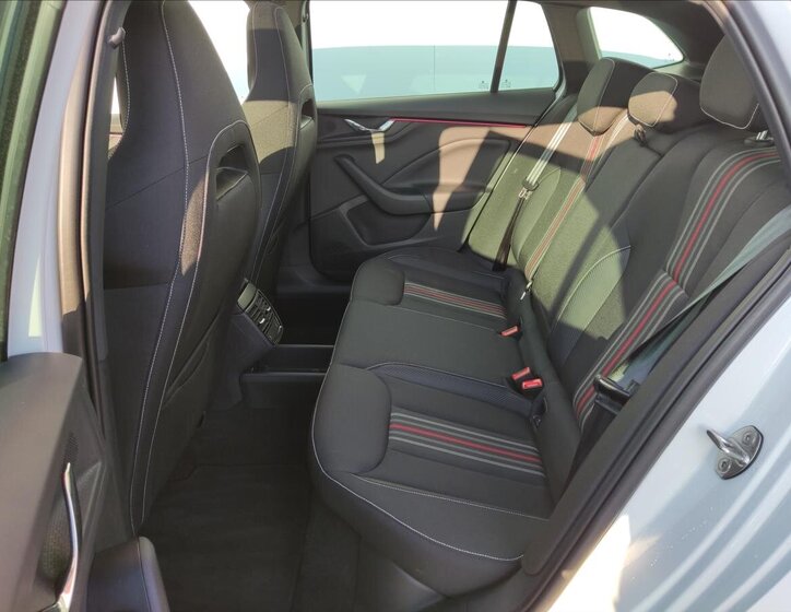 Škoda Scala Hatchback 1,5 l 110 kw