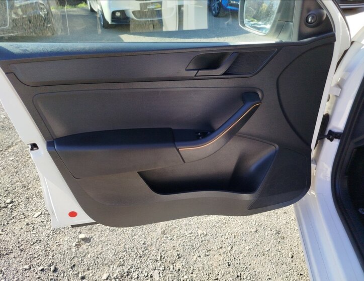 Škoda Rapid Liftback 1,2 l 55 kw