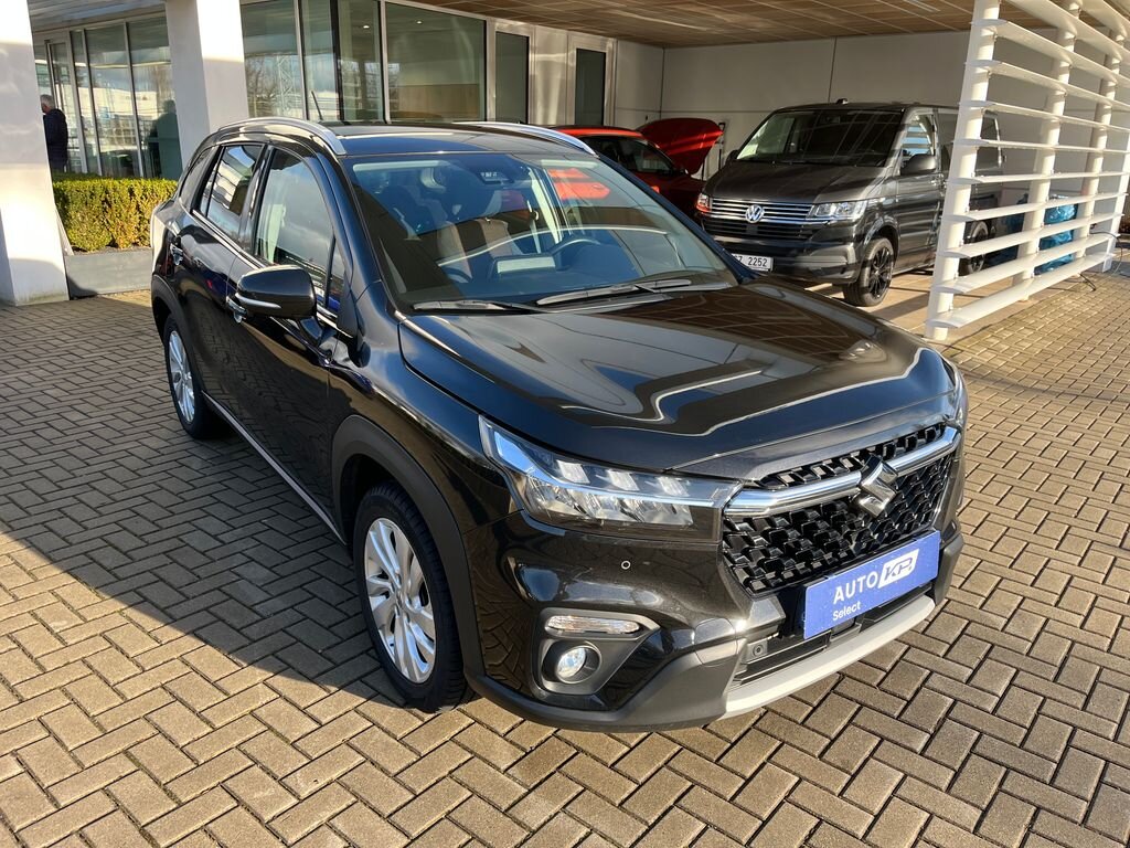 Suzuki S-Cross