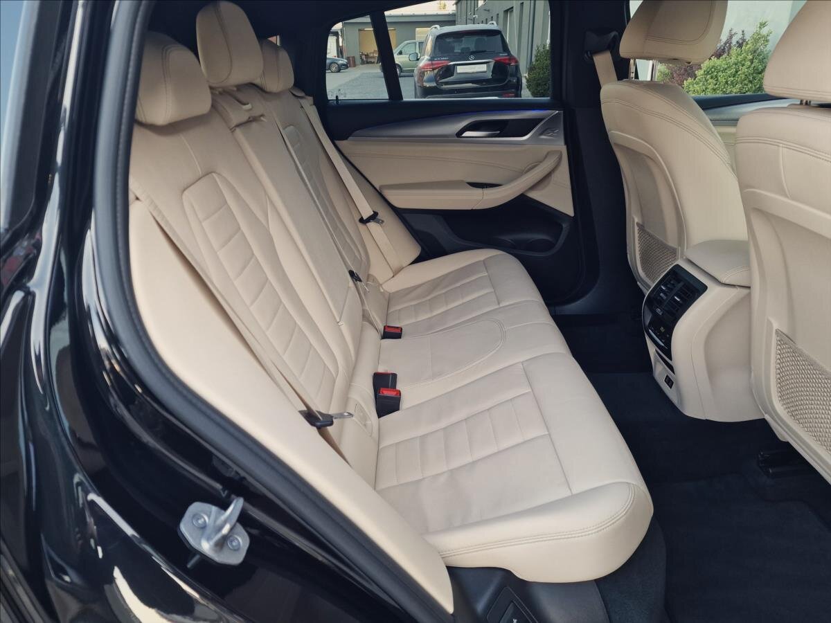 BMW X4 SUV / Terénní 3,0 l 210 kw