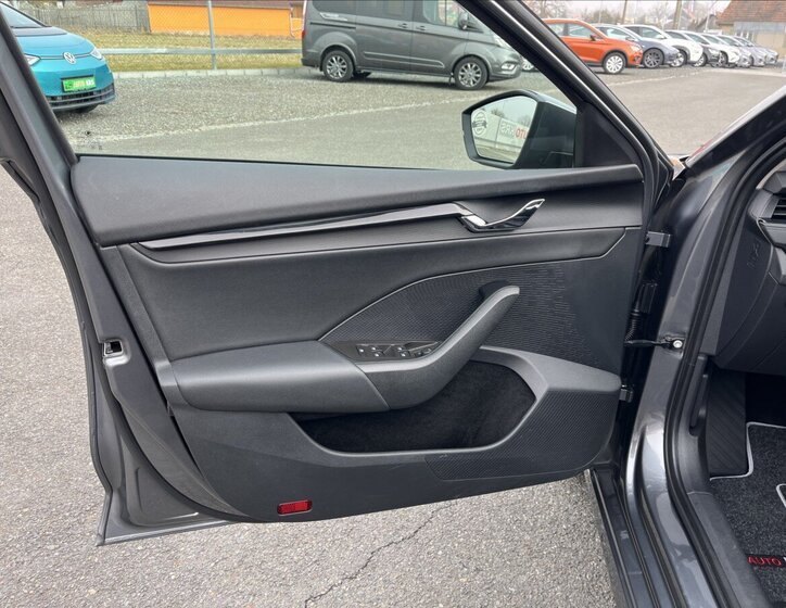 Škoda Octavia Kombi 2,0 l 85 kw