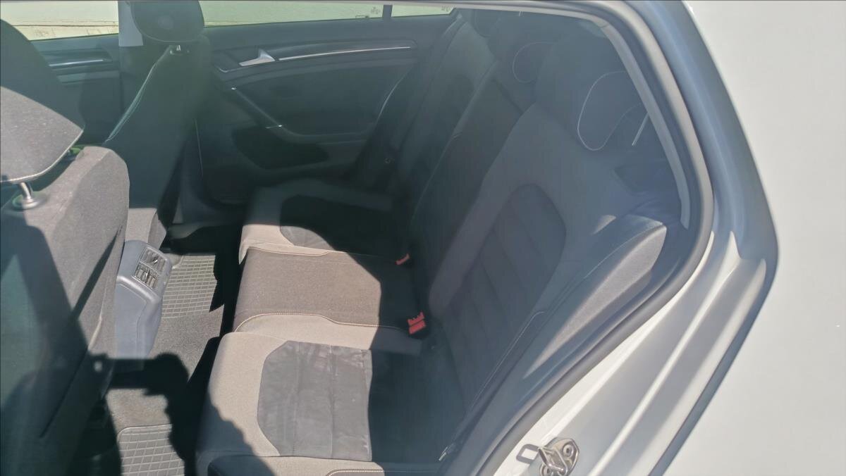 Volkswagen Golf Hatchback 2,0 l 110 kw