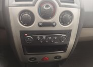 Renault Mégane Sedan / Limuzína 1,4 l 72 kw