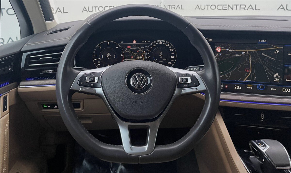 Volkswagen Touareg SUV / Terénní 3,0 l 210 kw