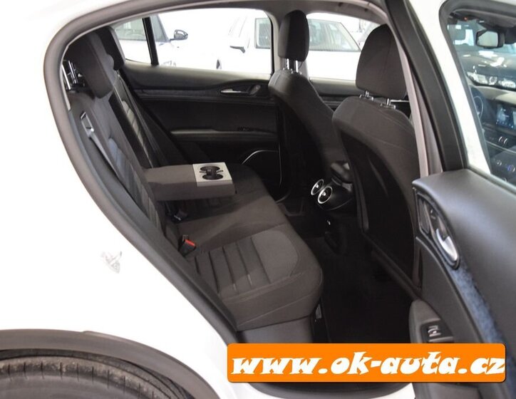 Alfa Romeo Stelvio SUV 0,0 140 kw