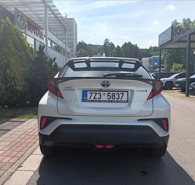 Toyota C-HR 7
