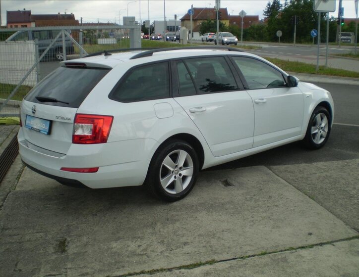 Škoda Octavia Kombi 1,4 l 110 kw