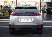 Peugeot 2008 SUV / Terénní 1,2 l 107 kw