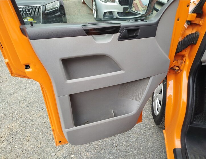 Volkswagen Transporter Valník 2,0 l 103 kw