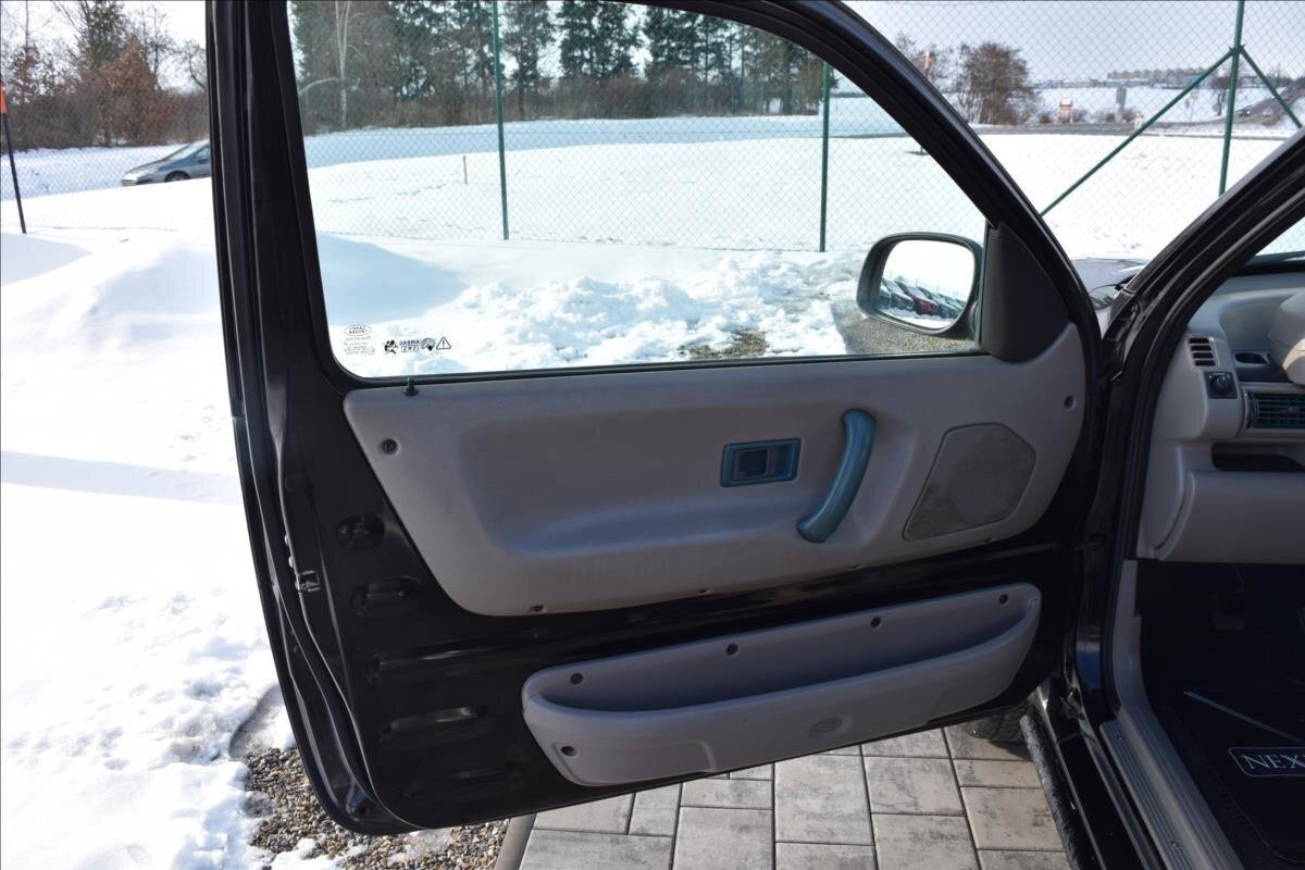 Land Rover Freelander Kombi 2,0 l 71 kw