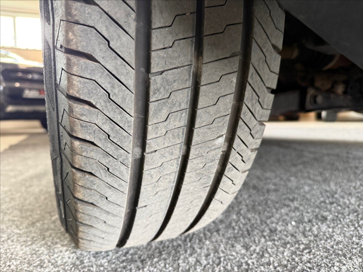 Ford Transit Custom Skříň 2,2 l 92 kw