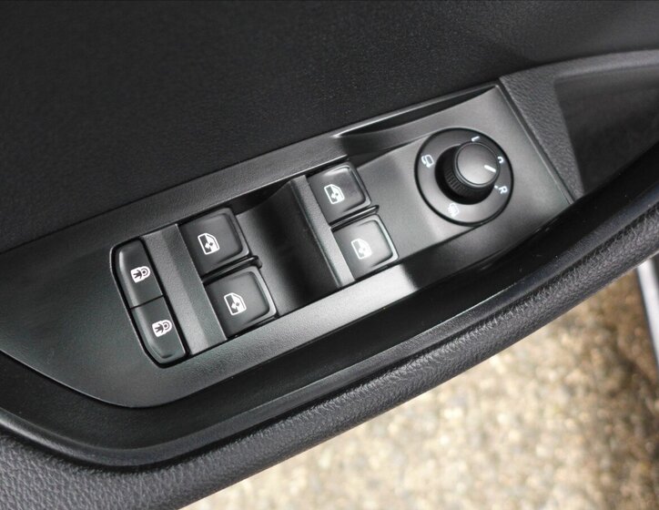 Škoda Superb Kombi 2,0 l 110 kw