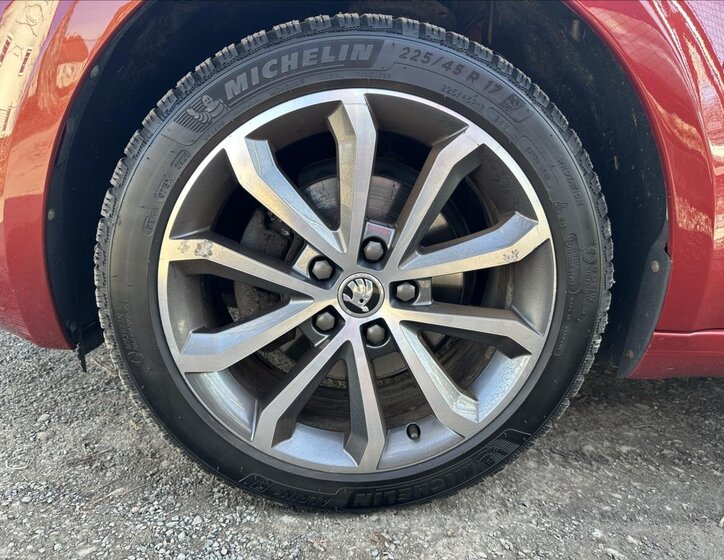 Škoda Octavia Kombi 2,0 l 110 kw