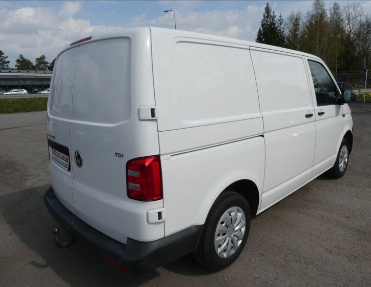 Volkswagen Transporter Skříň 2,0 l 75 kw