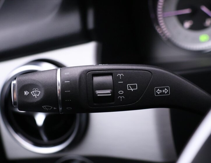 Mercedes-Benz GLK SUV / Terénní 3,0 l 195 kw