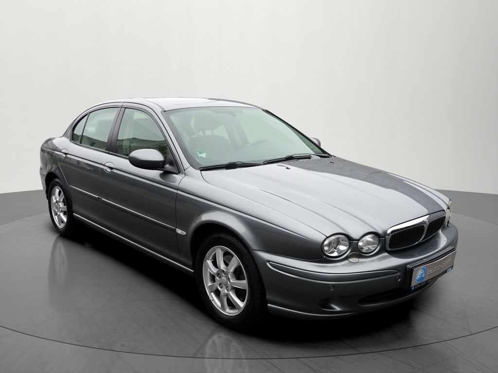 Jaguar X-Type