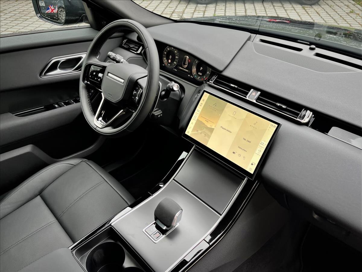 Land Rover Range Rover Velar SUV / Terénní 2,0 l 150 kw