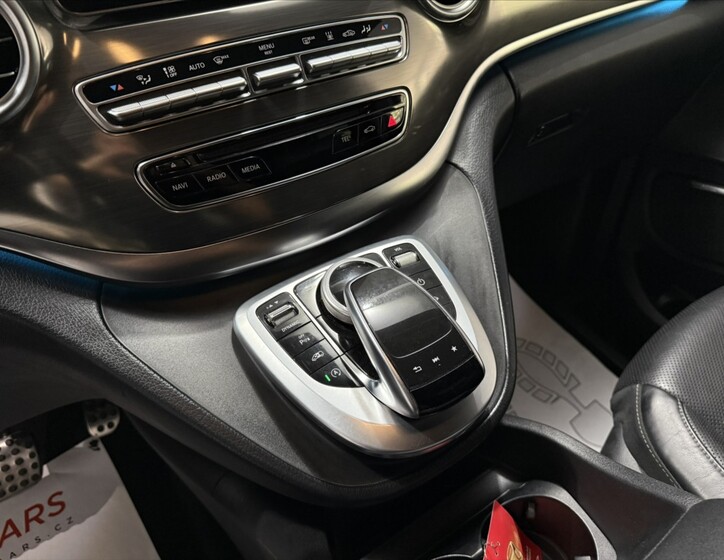 Mercedes-Benz Třídy V 16