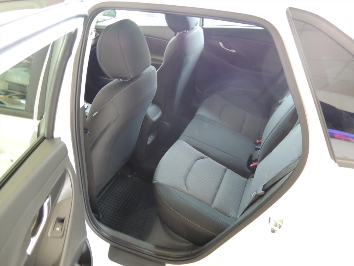 Hyundai i30 Hatchback 1,5 l 70 kw