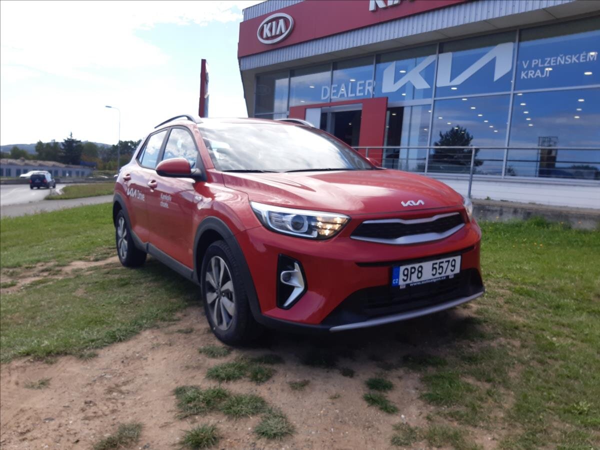 KIA Stonic SUV 1,2 l 58 kw