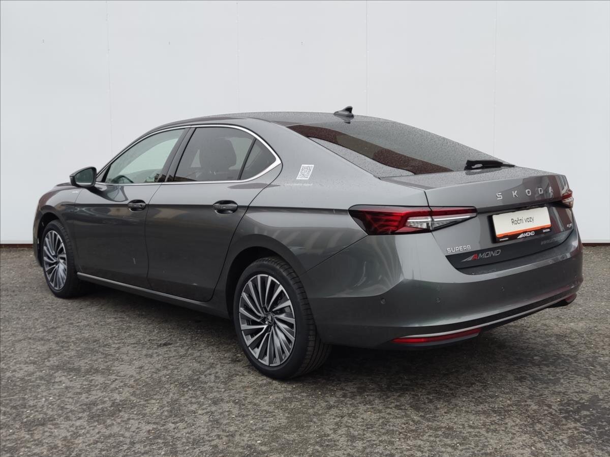 Škoda Superb Liftback 2,0 l 142 kw