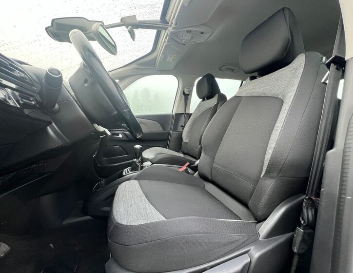 Citroën Grand C4 Picasso 8