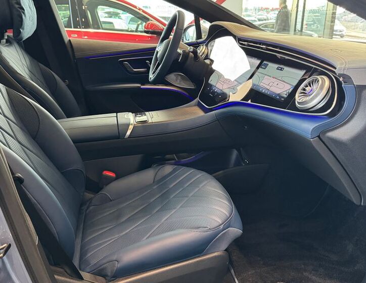 Mercedes-Benz EQS 11