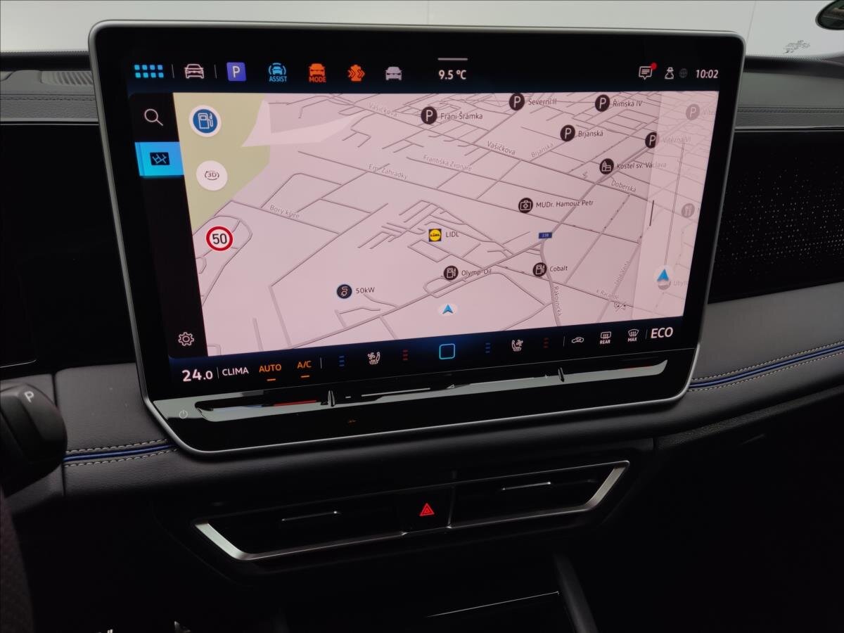 Volkswagen Tiguan SUV / Terénní 1,5 l 130 kw