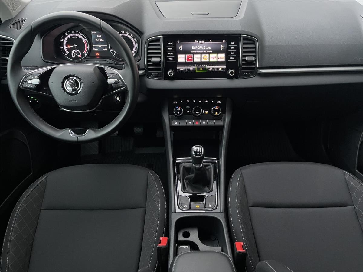 Škoda Karoq SUV 999,0 81 kw