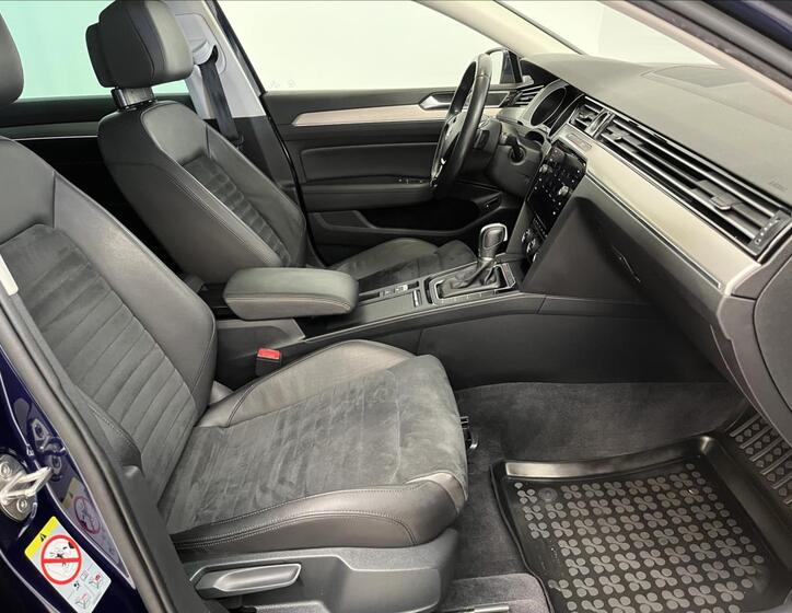 Volkswagen Passat 24