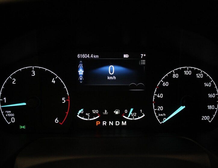 Ford Tourneo Custom MPV 2,0 l 125 kw