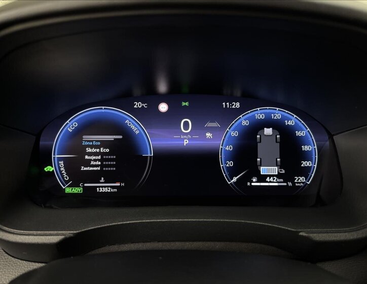 Toyota Yaris Cross SUV 1,5 l 96 kw