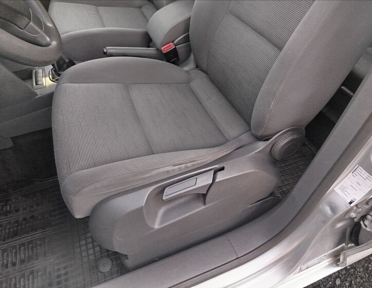 Volkswagen Touran MPV 1,9 l 77 kw