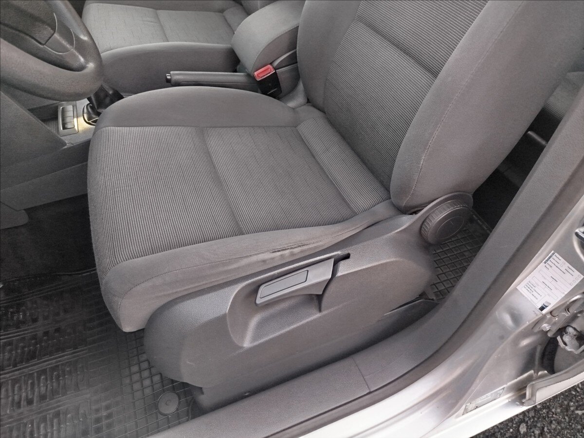 Volkswagen Touran MPV 1,9 l 77 kw