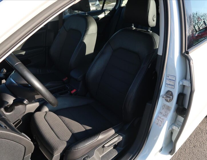 Volkswagen Golf Kombi 1,2 l 81 kw