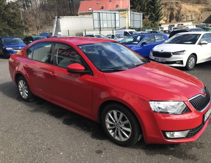 Škoda Octavia Sedan / Limuzína 2,0 l 110 kw