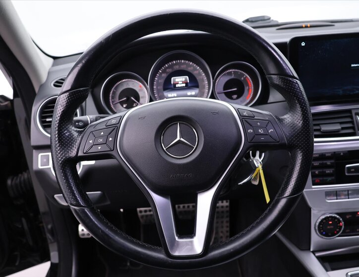 Mercedes-Benz Třídy C Kombi 2,1 l 125 kw
