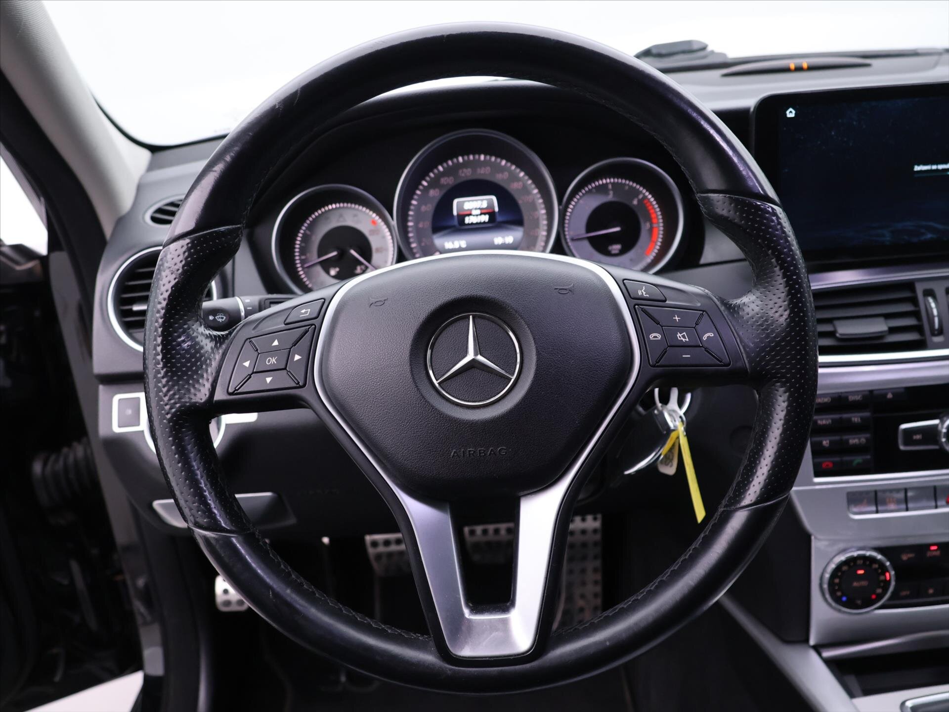 Mercedes-Benz Třídy C Kombi 2,1 l 125 kw