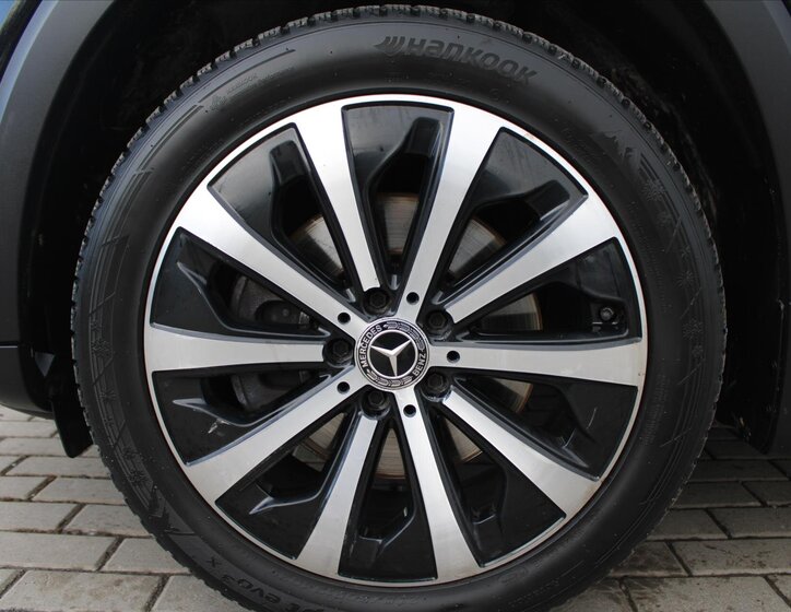 Mercedes-Benz GLB SUV 2,0 l 165 kw