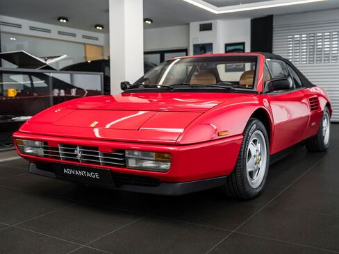 Ferrari Mondial
