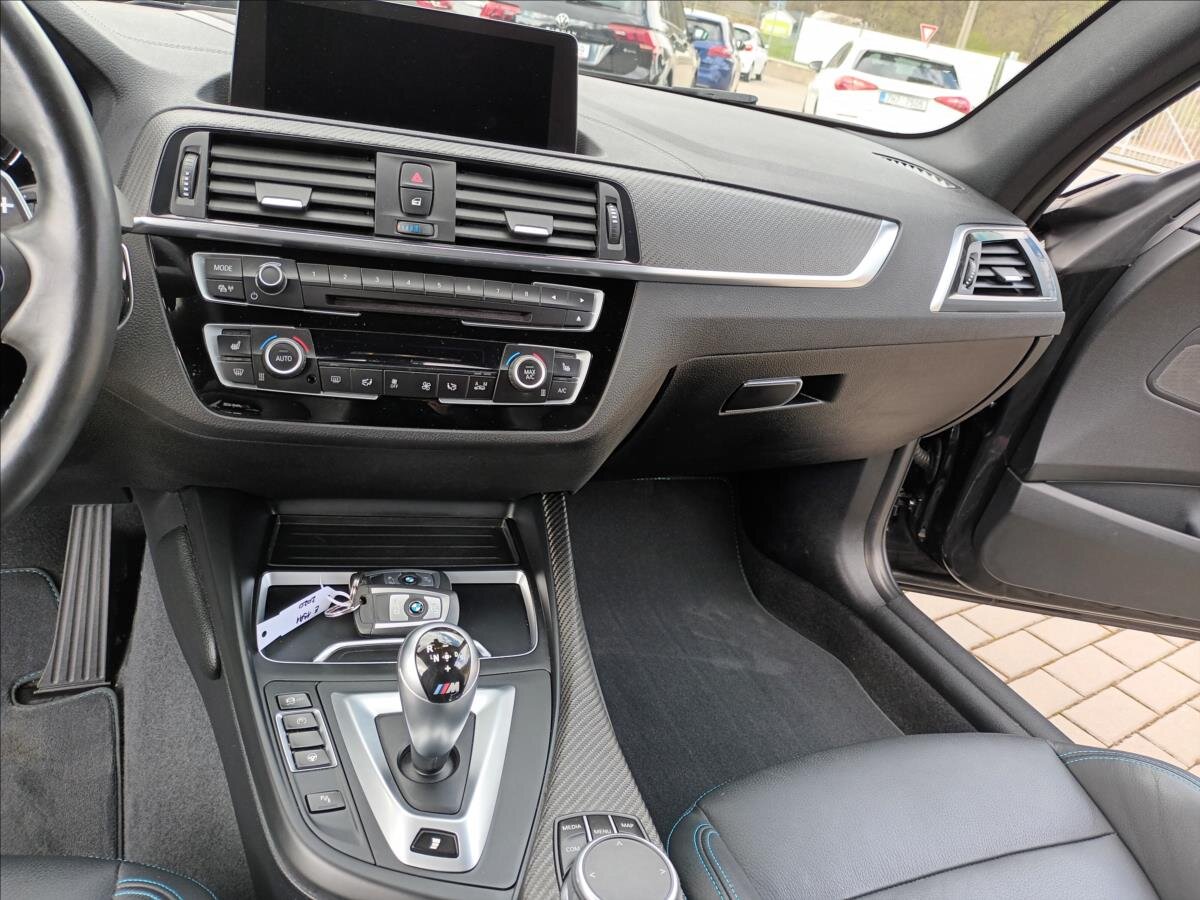 BMW M2 Kupé 3,0 l 302 kw