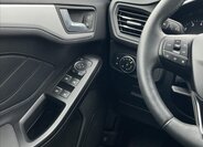 Ford Focus Kombi 999,0 92 kw