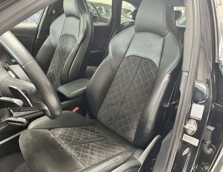 Audi RS4 Kombi 2,9 l 331 kw