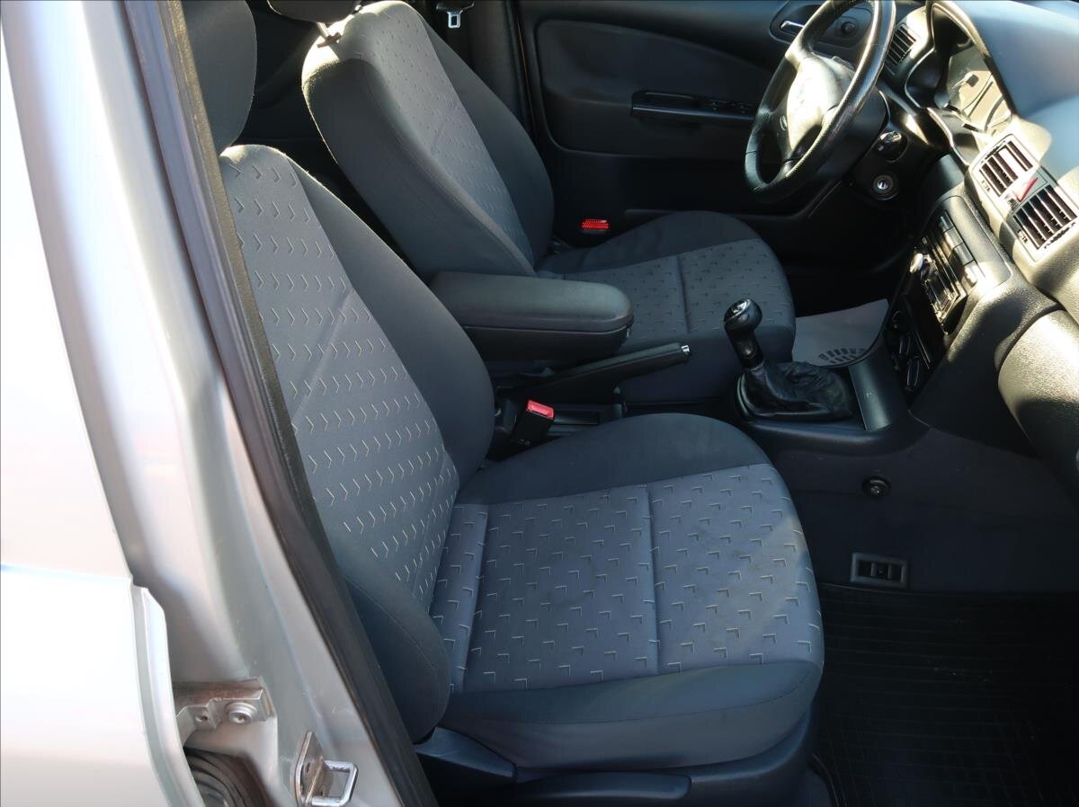 Škoda Octavia Liftback 1,9 l 66 kw