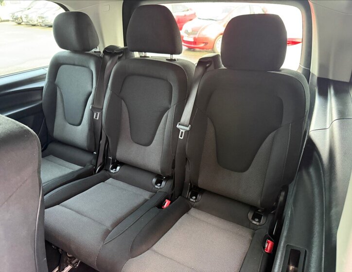 Mercedes-Benz Třídy V MPV 2,1 l 120 kw