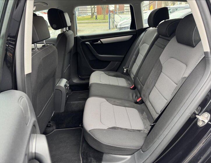 Volkswagen Passat Kombi 2,0 l 125 kw