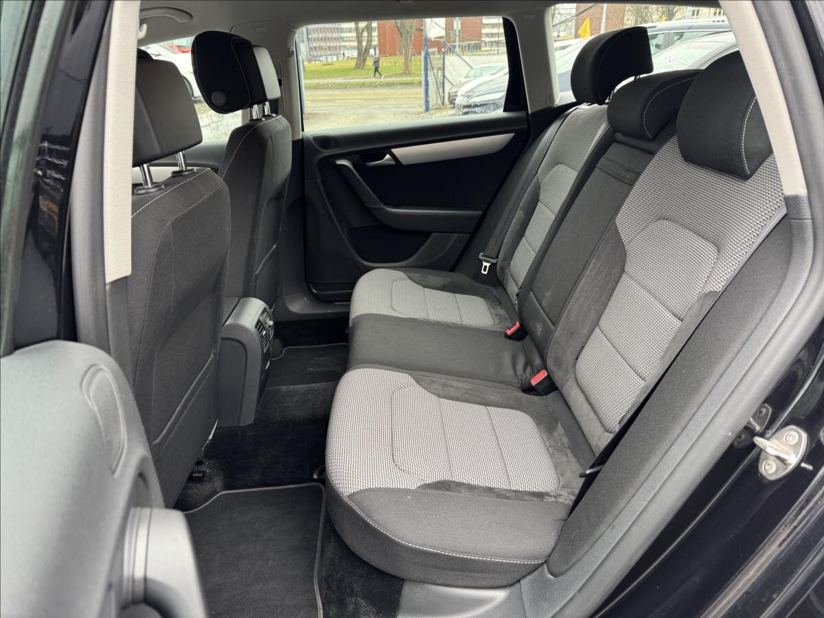 Volkswagen Passat Kombi 2,0 l 125 kw