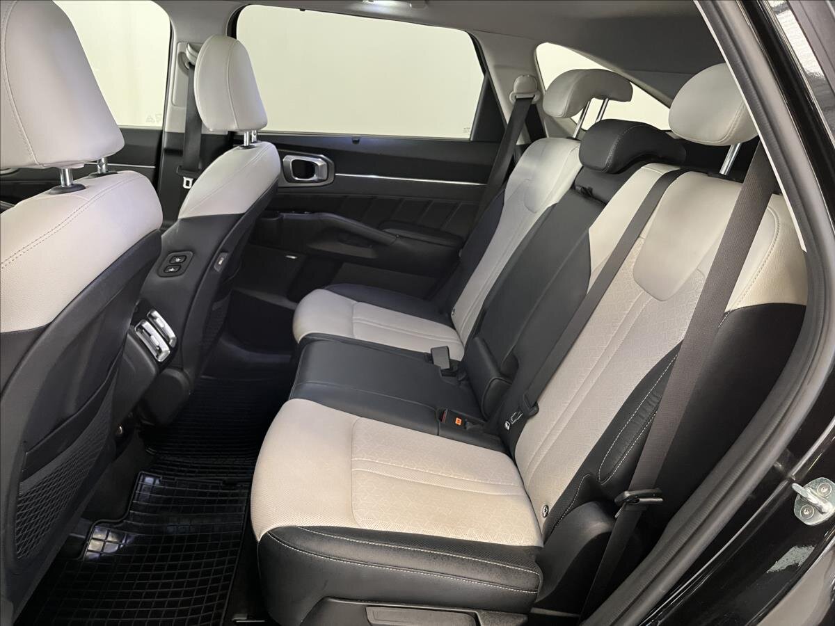 KIA Sorento SUV 2,2 l 148 kw